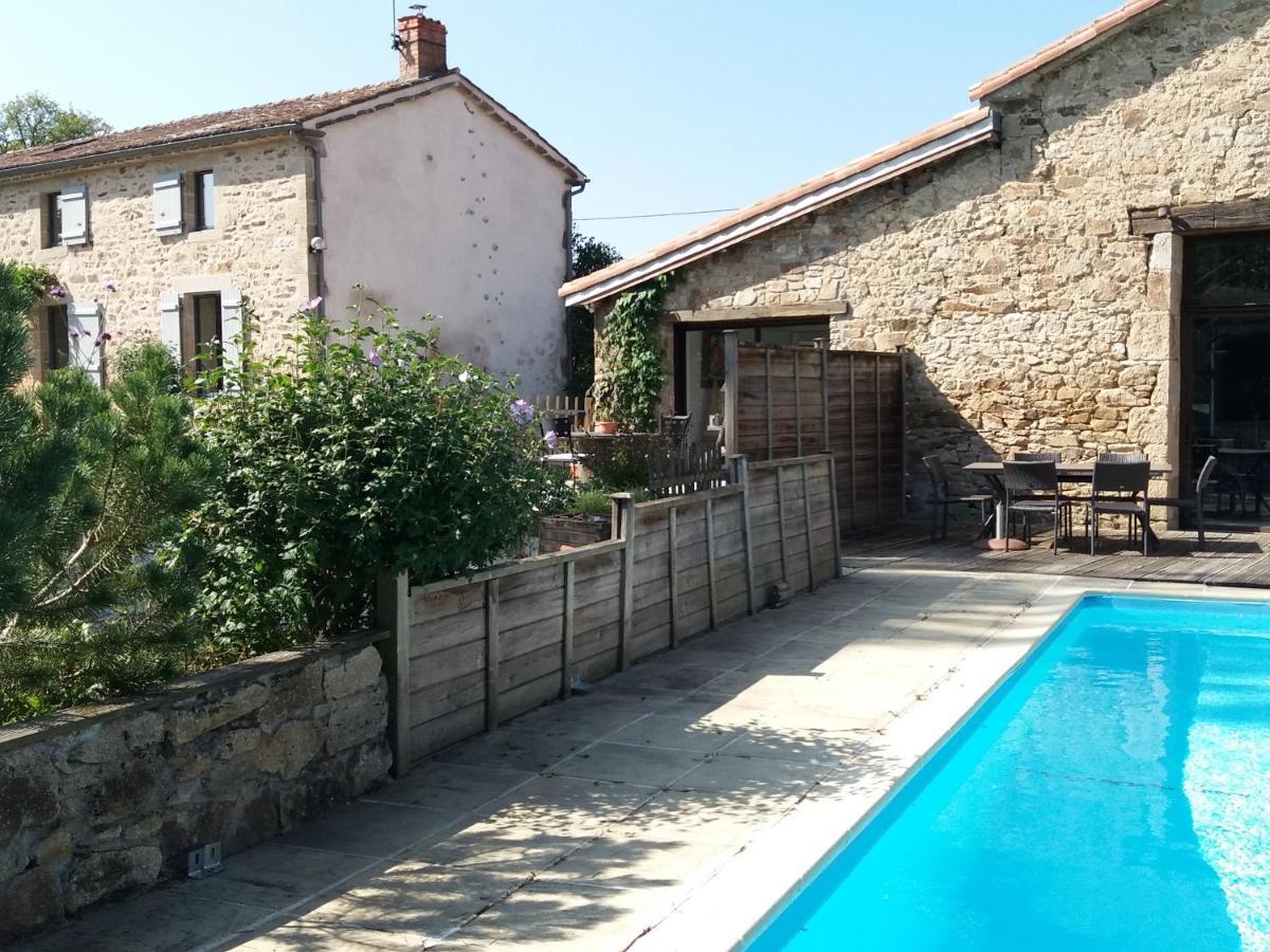 Chambre d'hôtes La Thibaudière Bressuire Exterior foto